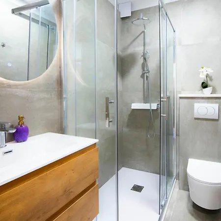 Vacation Matic With 7 Bedrooms * Sinj