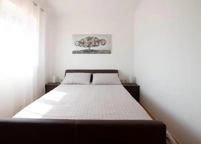 Vacation Matic With 7 Bedrooms سيني