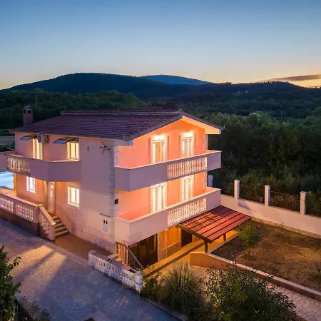Villa Vacation Matic With 7 Bedrooms