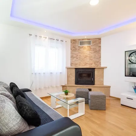 Villa Vacation Matic With 7 Bedrooms