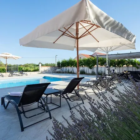 Vacation Matic With 7 Bedrooms Villa