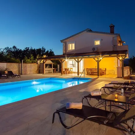 Vacation Matic With 7 Bedrooms Villa *