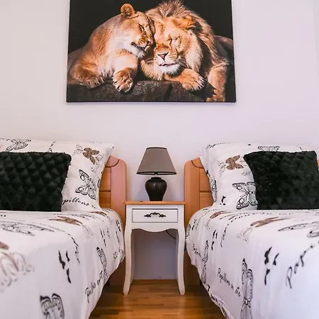 Villa Vacation Matic With 7 Bedrooms Sinj
